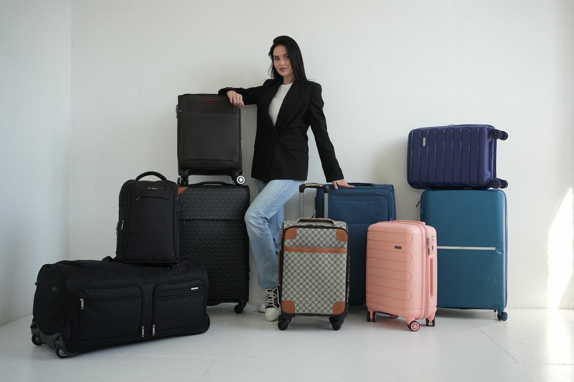 5 Reise-Essentials, die du auf keinen Fall vergessen solltest - Easy Move